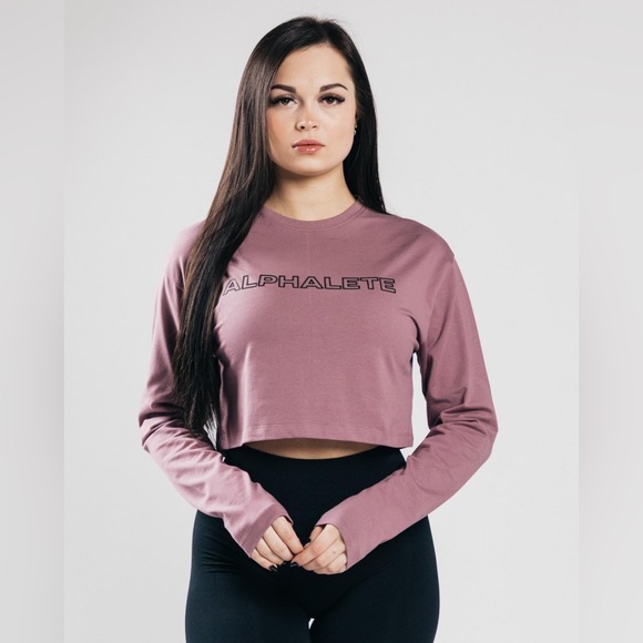 Alphalete Outlined Long Sleeve Crop Top - Picture 1 of 10